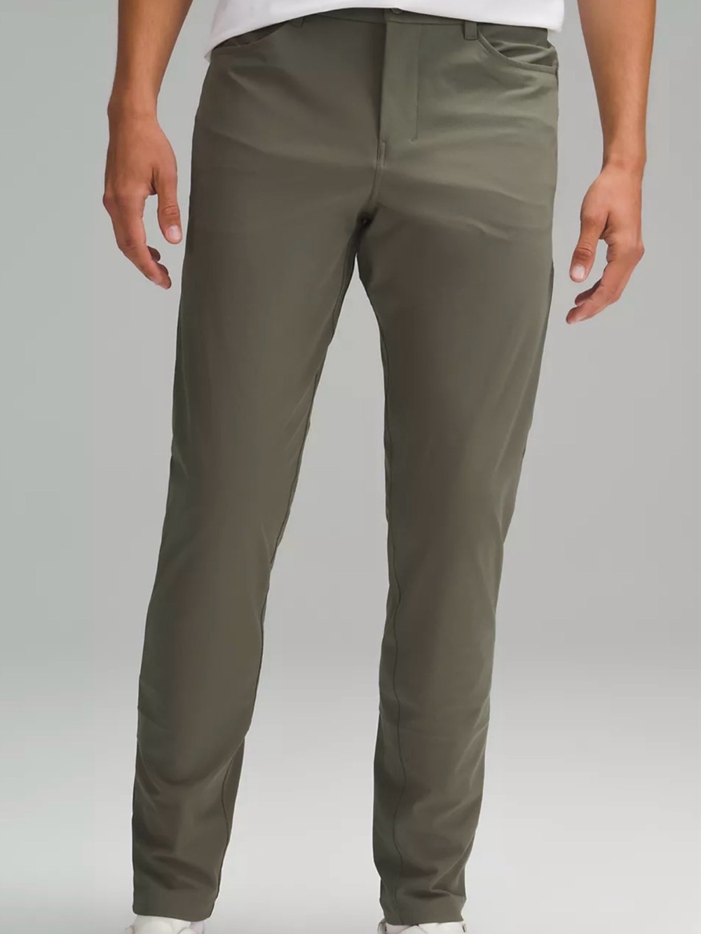 Lululemon ABC Slim-Fit 5 Pocket Pant in Army Green, size 33x32.